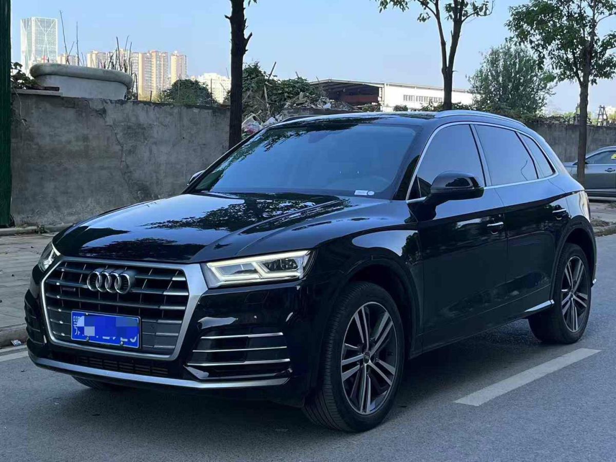 奧迪 奧迪Q3  2020款 35 TFSI 進(jìn)取動(dòng)感型圖片