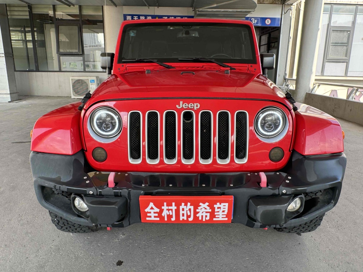 2016年7月Jeep 牧馬人  2015款 3.0L Sahara 四門舒享版