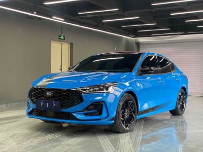 2022年7月 福特 ?？怂?三廂 EcoBoost 180 自動競速版圖片