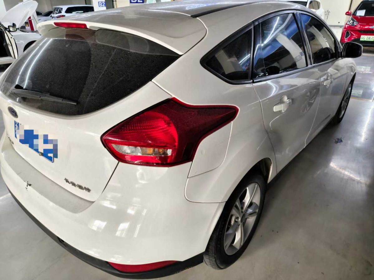 福特 ?？怂? 2017款 三廂 EcoBoost 180 自動(dòng)精英型圖片