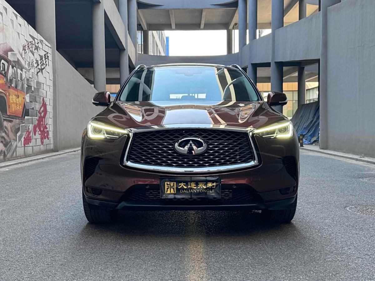 英菲尼迪 QX50  2020款 改款 2.0T 四驅(qū)菁英版圖片