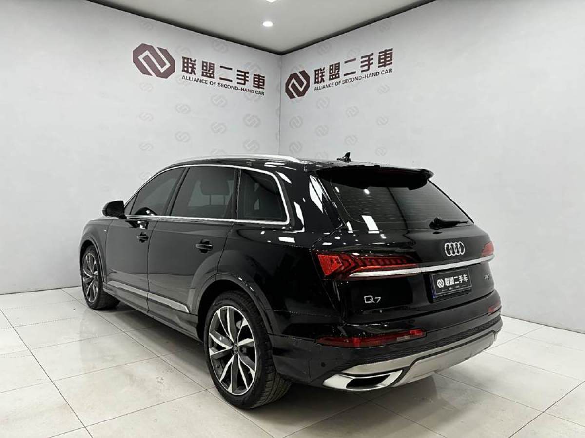 奧迪 奧迪Q7  2024款 55 TFSI quattro S line運動型圖片