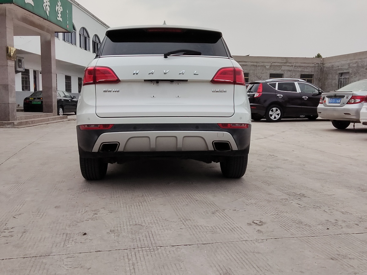 哈弗 H6 Coupe  2016款 藍(lán)標(biāo) 1.5T 自動(dòng)兩驅(qū)都市型圖片