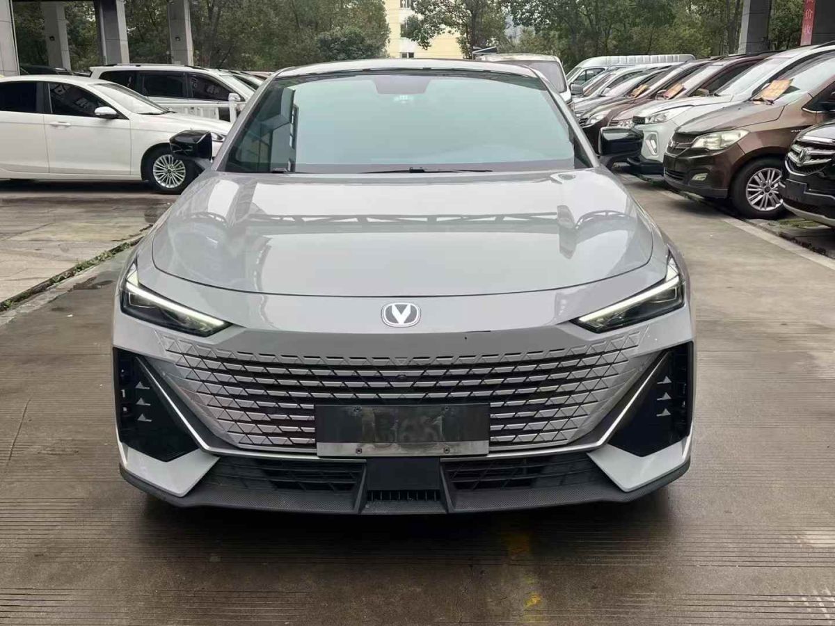 長安歐尚 長安神騏PLUS  2022款 1.8L標(biāo)準(zhǔn)車舒適型單排4J18V圖片