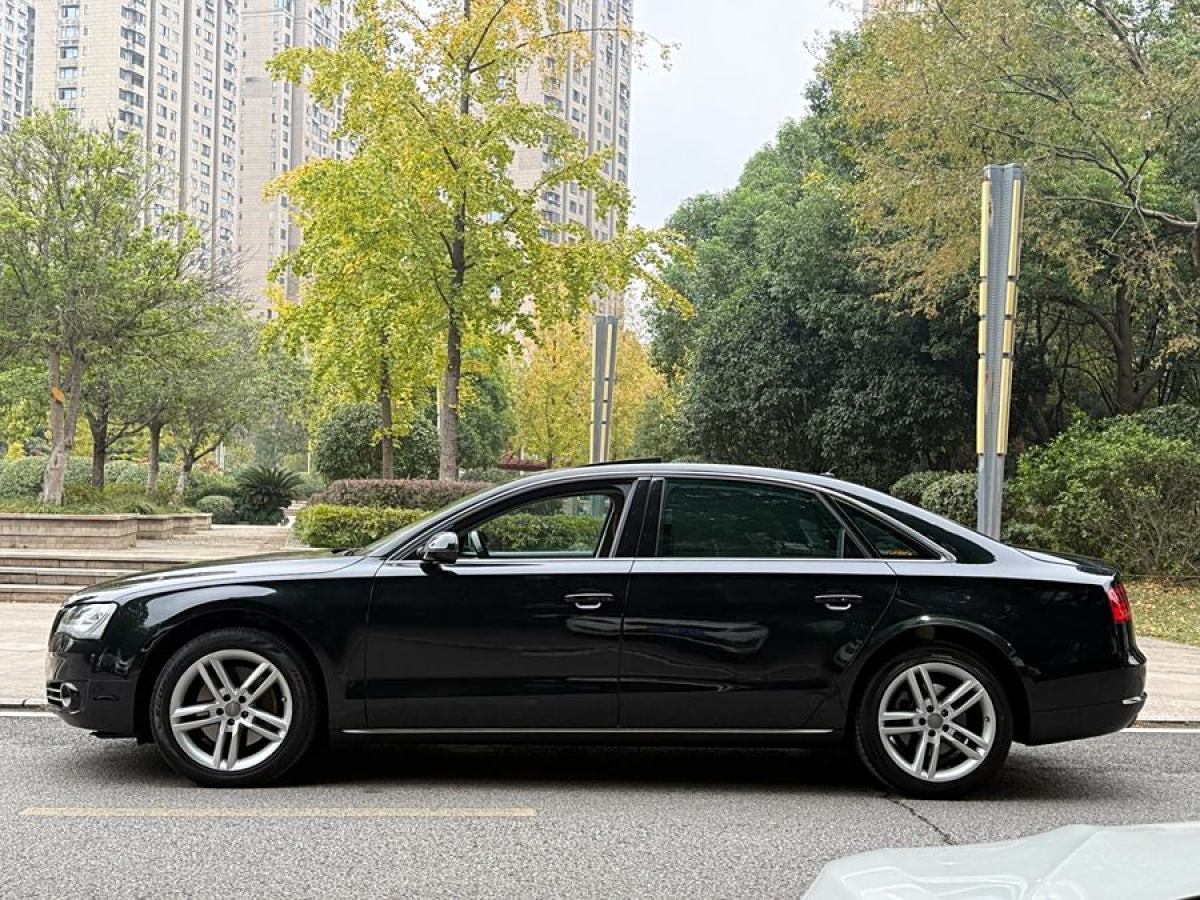 奧迪 奧迪A8  2011款 A8L 3.0 TFSI quattro舒適型(213kW)圖片