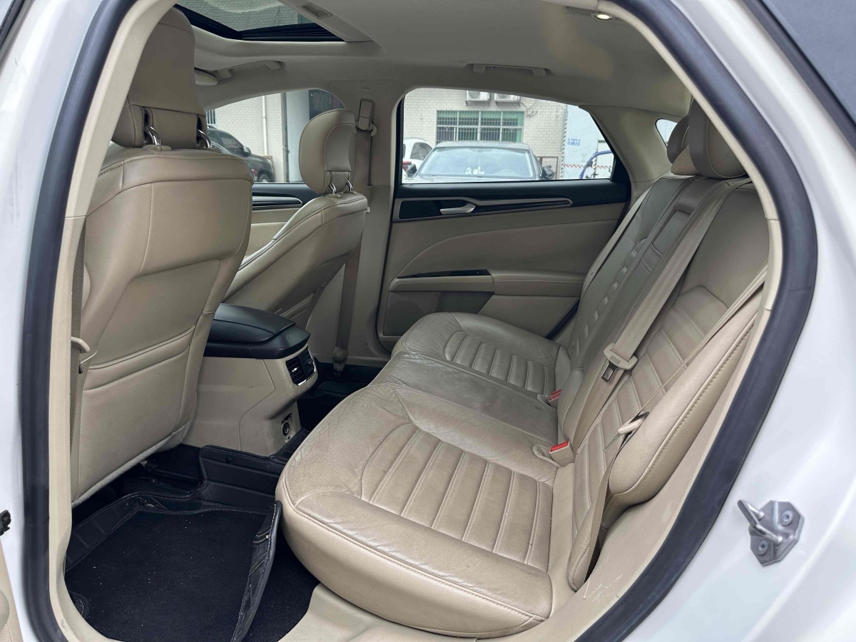 2014年3月福特 蒙迪歐  2013款 1.5L GTDi180時尚型