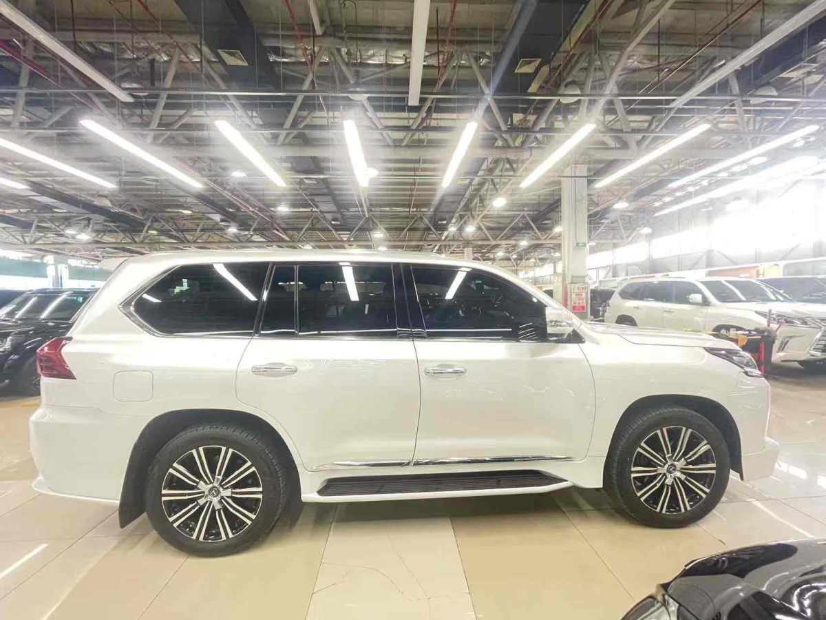 雷克薩斯 LX  2015款 LX570 中東版圖片