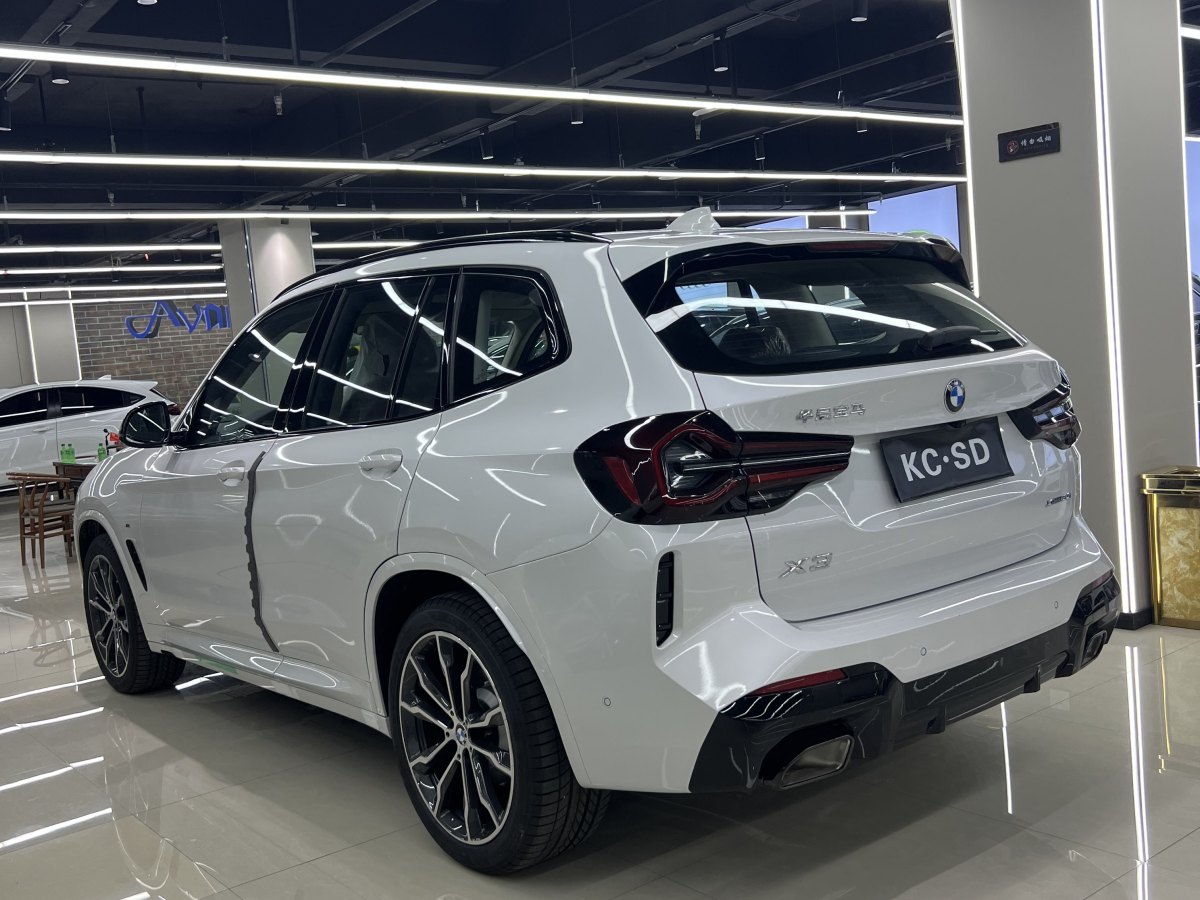 寶馬 寶馬X3  2023款 xDrive30i 領(lǐng)先型 M曜夜套裝圖片