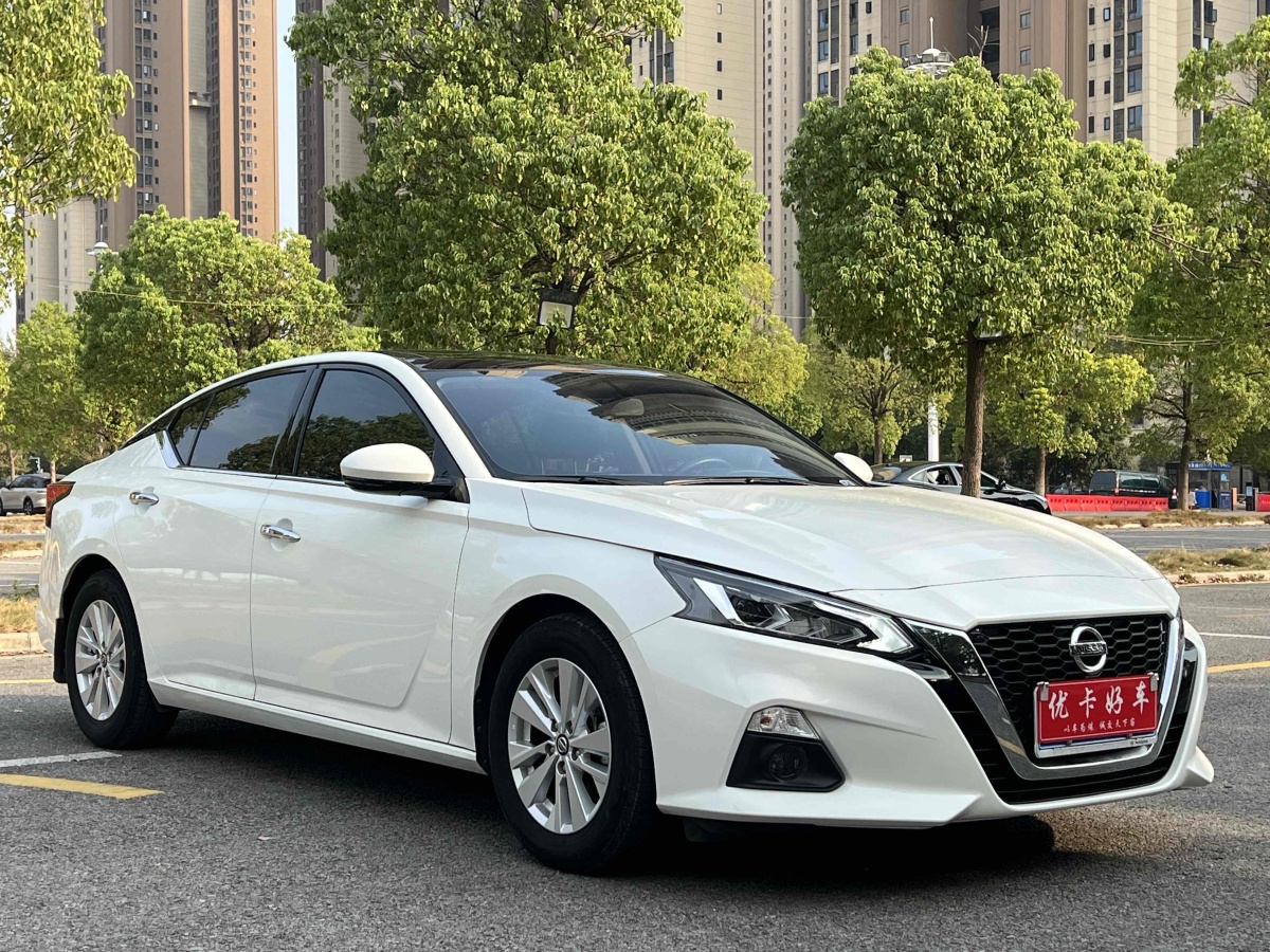 日產(chǎn) 天籟  2020款 改款 2.0L XL 舒適版圖片