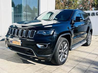 2018年12月 Jeep 大切諾基(進口) 3.0L 精英導航版圖片