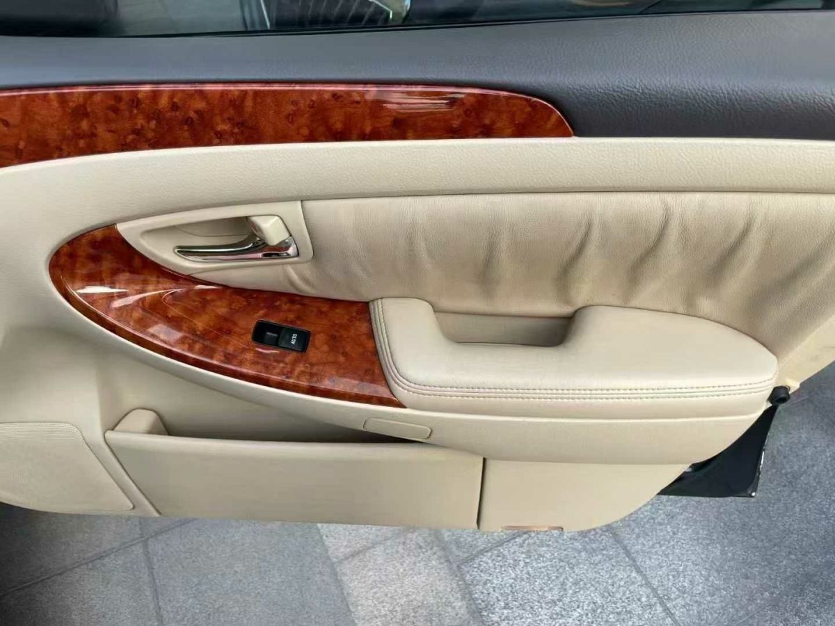 豐田 皇冠  2007款 2.5L Royal 導航版圖片