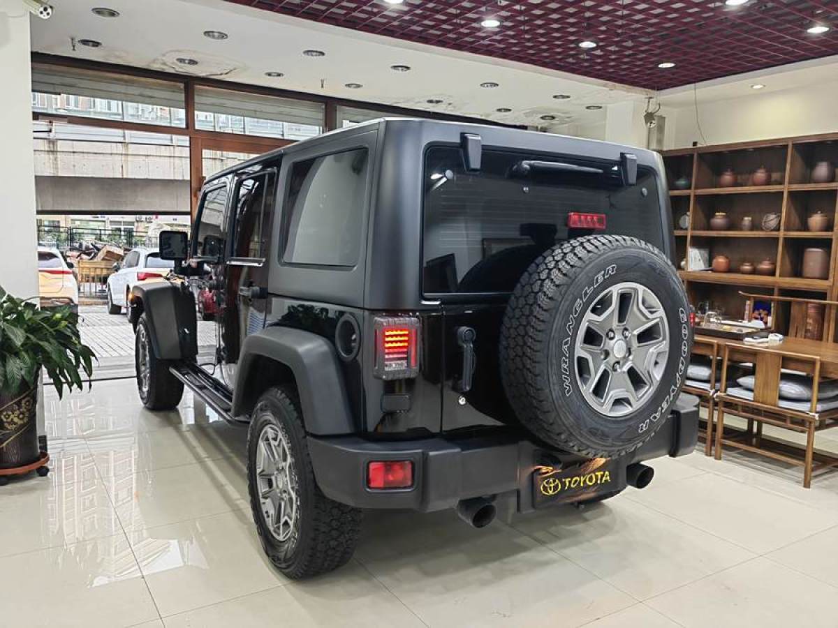 Jeep 牧馬人  2015款 3.6L Rubicon 四門舒享版圖片