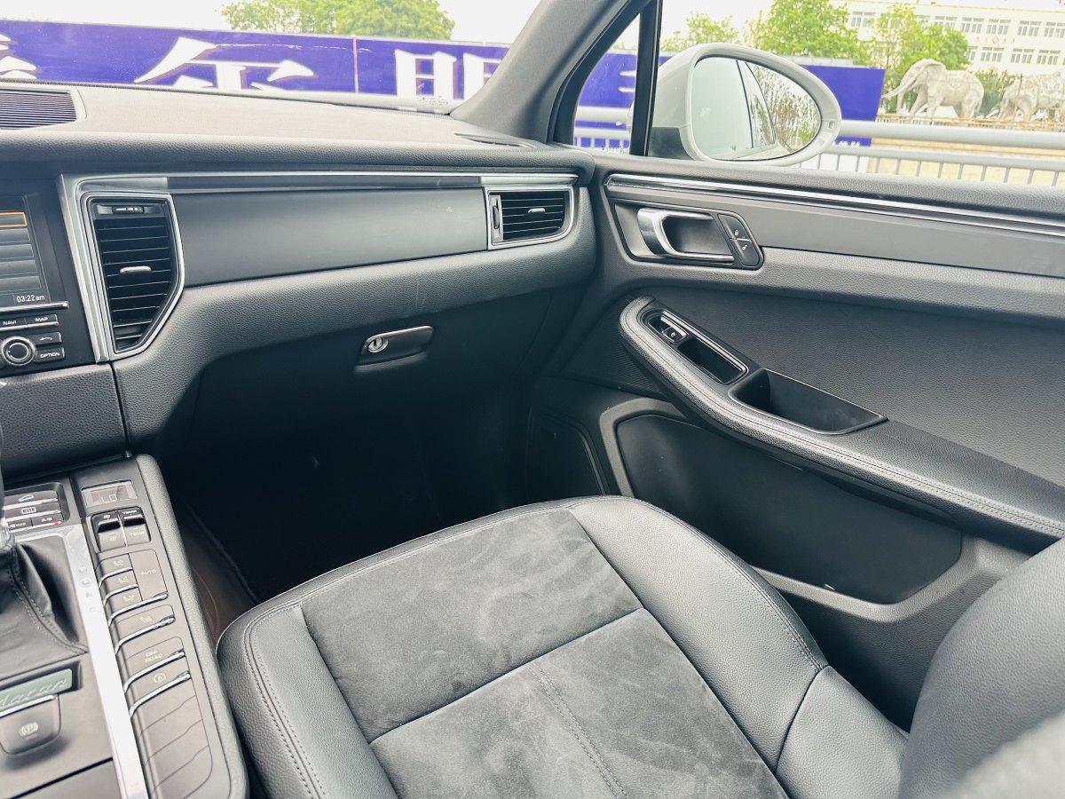 保時(shí)捷 Macan  2014款 Macan 2.0T圖片