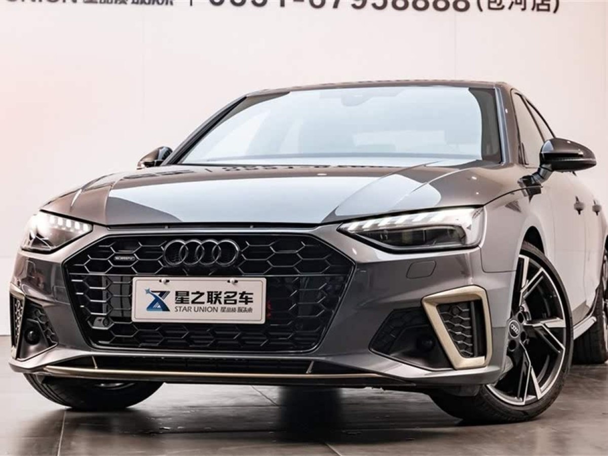 奧迪 奧迪A4L  2024款 40 TFSI quattro RS套件燃速型圖片