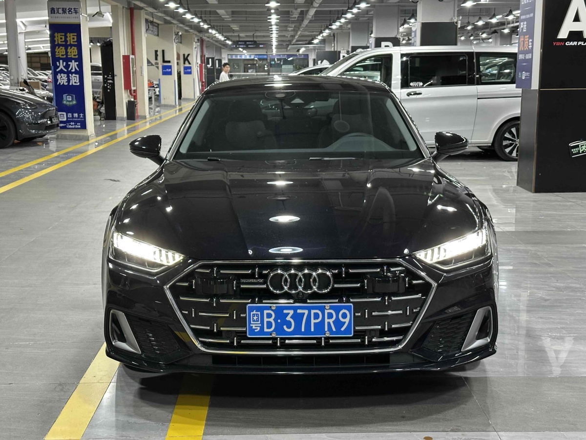 奧迪 奧迪A7L  2024款 45TFSI quattro S-line 見遠型 流晶套裝圖片