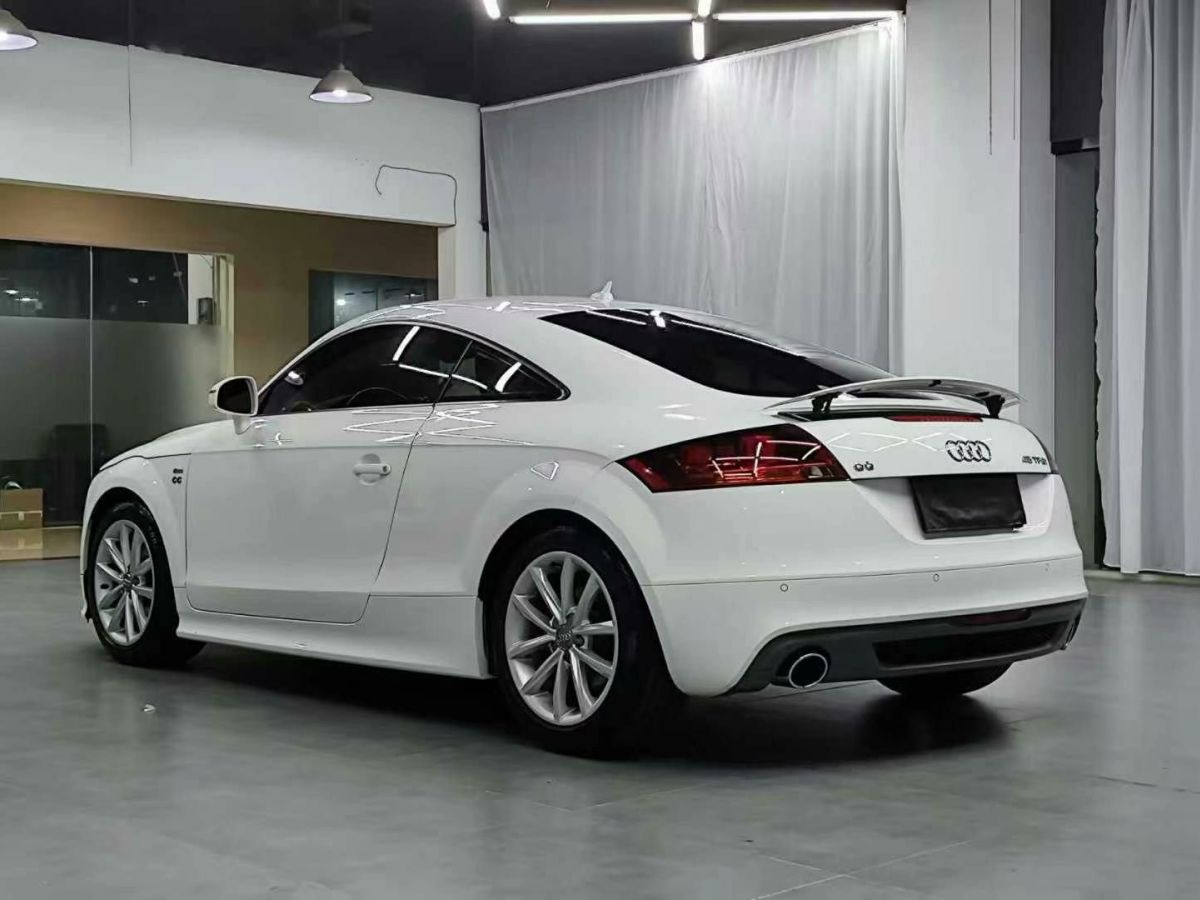 奧迪 奧迪TT  2012款 TT Roadster 2.0TFSI quattro典雅版圖片