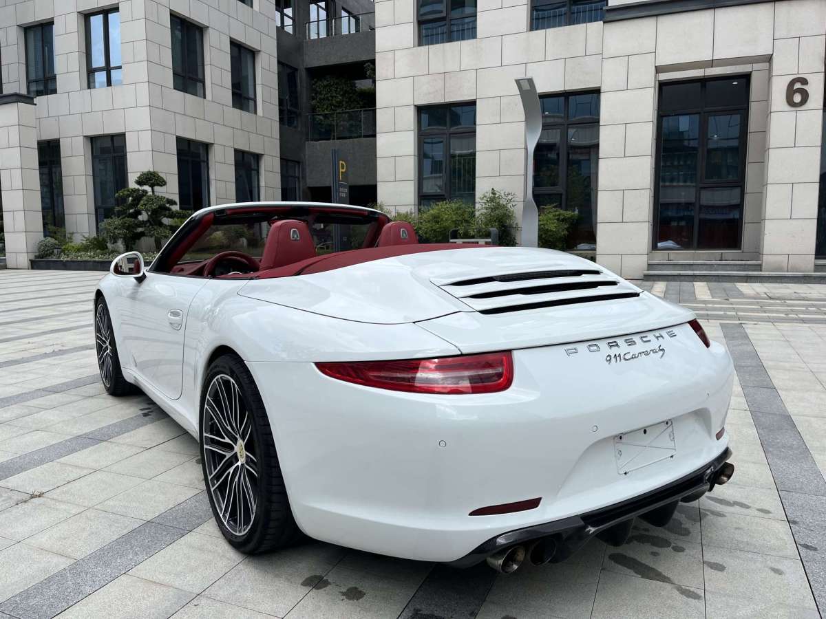 2014年8月保時(shí)捷 911  2012款 Carrera S Cabriolet 3.8L