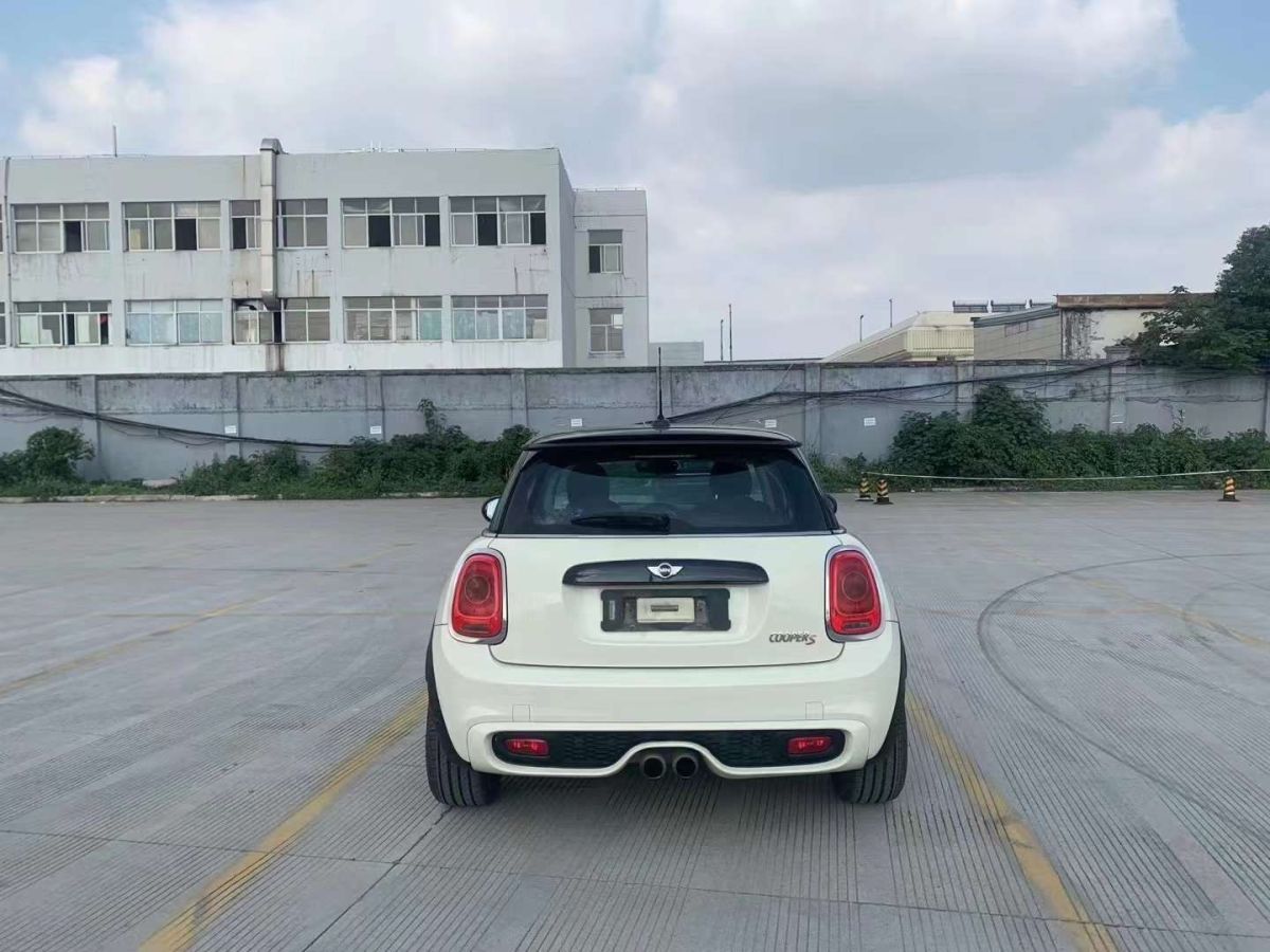 mini mini 2017款 2.0t cooper s 赛车控图片