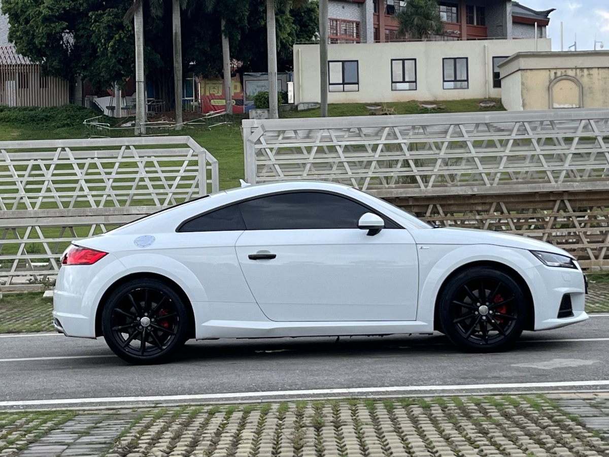 2017年12月奧迪 奧迪TT  2017款 TT Coupe 45 TFSI