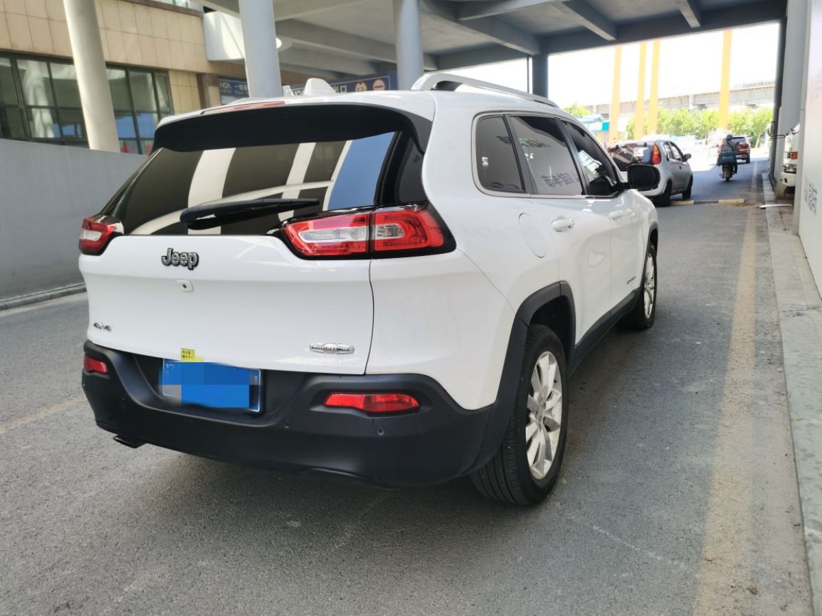 jeep 自由光 2014款 2.4l 豪華版圖片