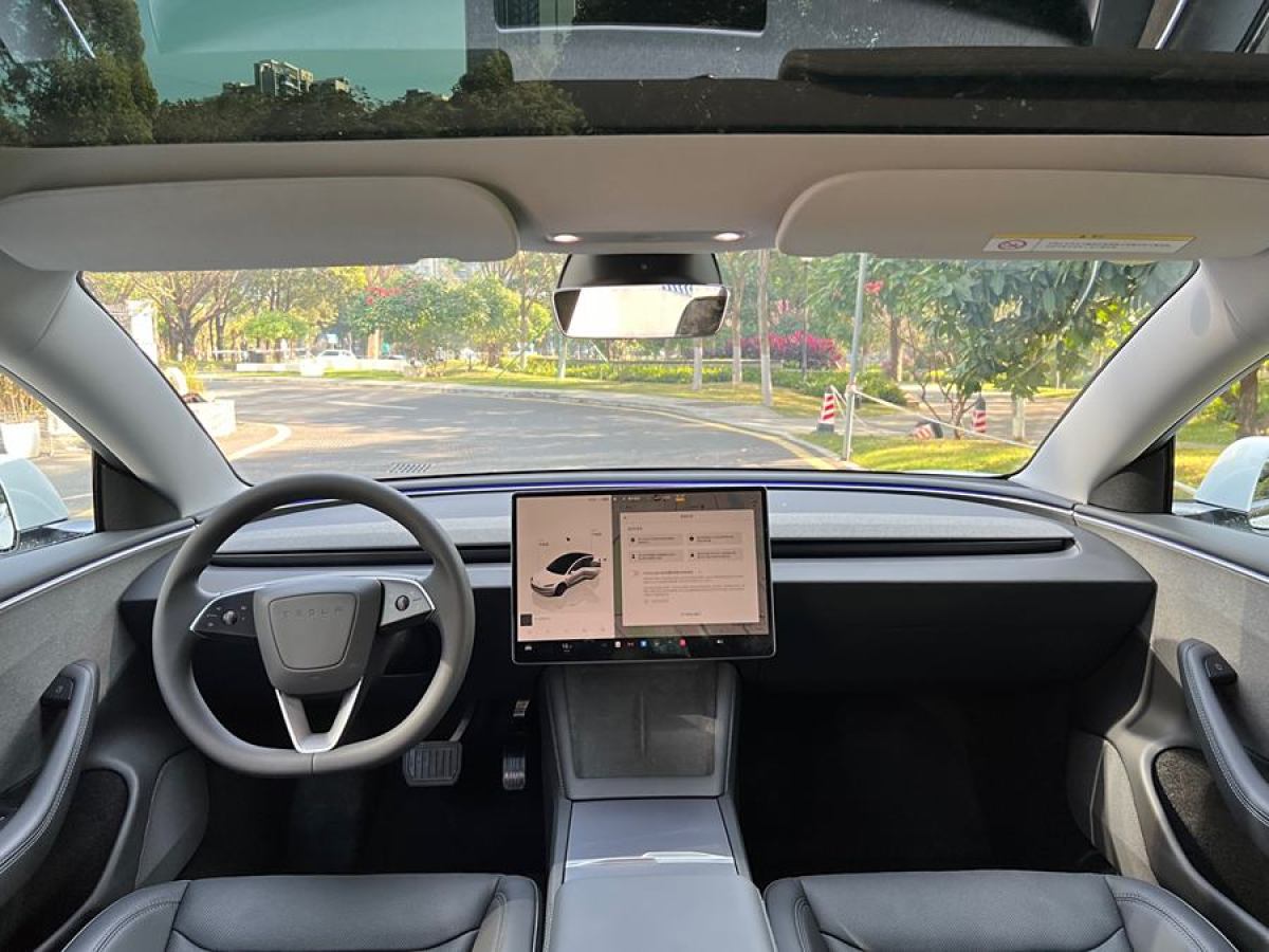 特斯拉 Model Y  2023款 后輪驅(qū)動(dòng)版圖片