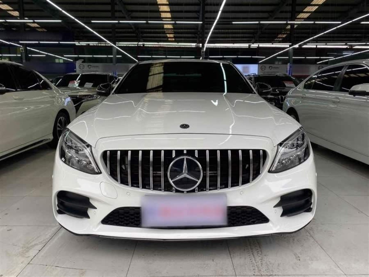 奔馳 奔馳C級(jí)  2019款 改款 C 260 L 運(yùn)動(dòng)版圖片