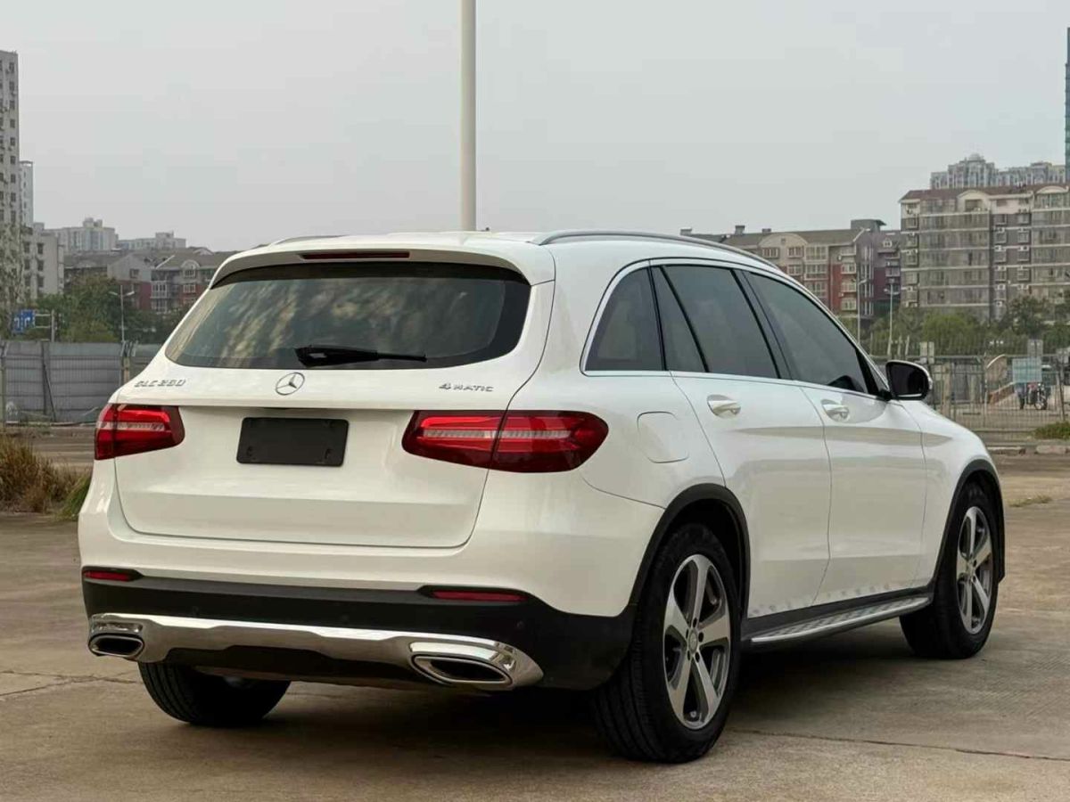 2016年1月奔馳 奔馳GLC  2016款 GLC 300 4MATIC 豪華型