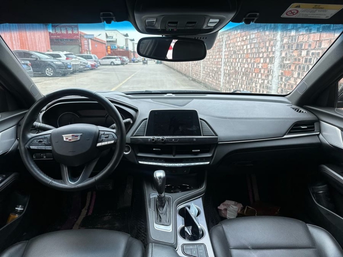 凱迪拉克 CT4  2021款 28T 豪華型圖片