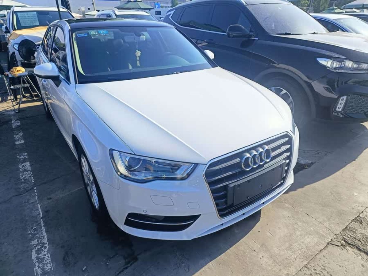 奧迪 奧迪A3  2016款 Sportback 35 TFSI 領(lǐng)英型圖片