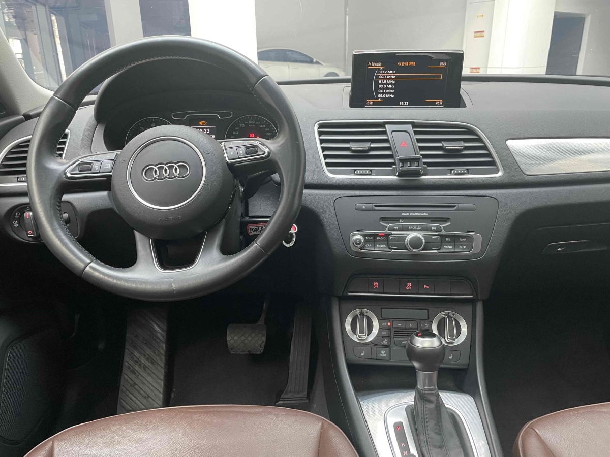 奧迪 奧迪Q3  2013款 35TFSI 舒適型圖片