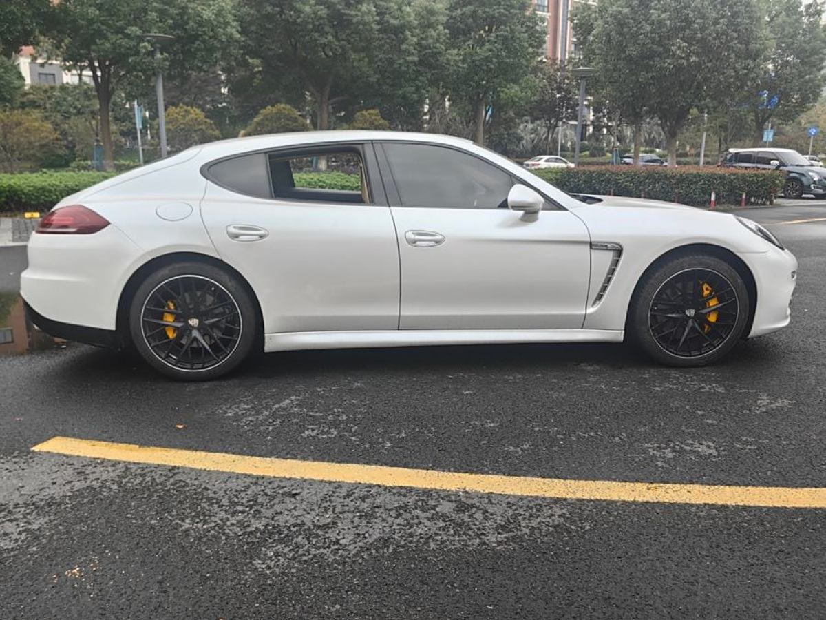 保時(shí)捷 Panamera  2013款 Panamera Platinum Edition 3.6L圖片