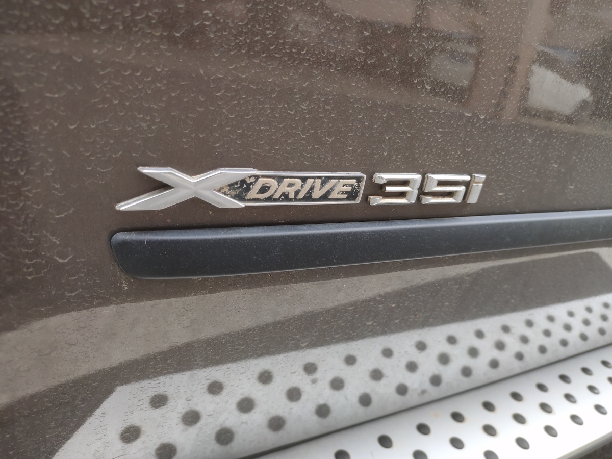 2012年10月宝马 宝马X5  2011款 xDrive35i 领先型