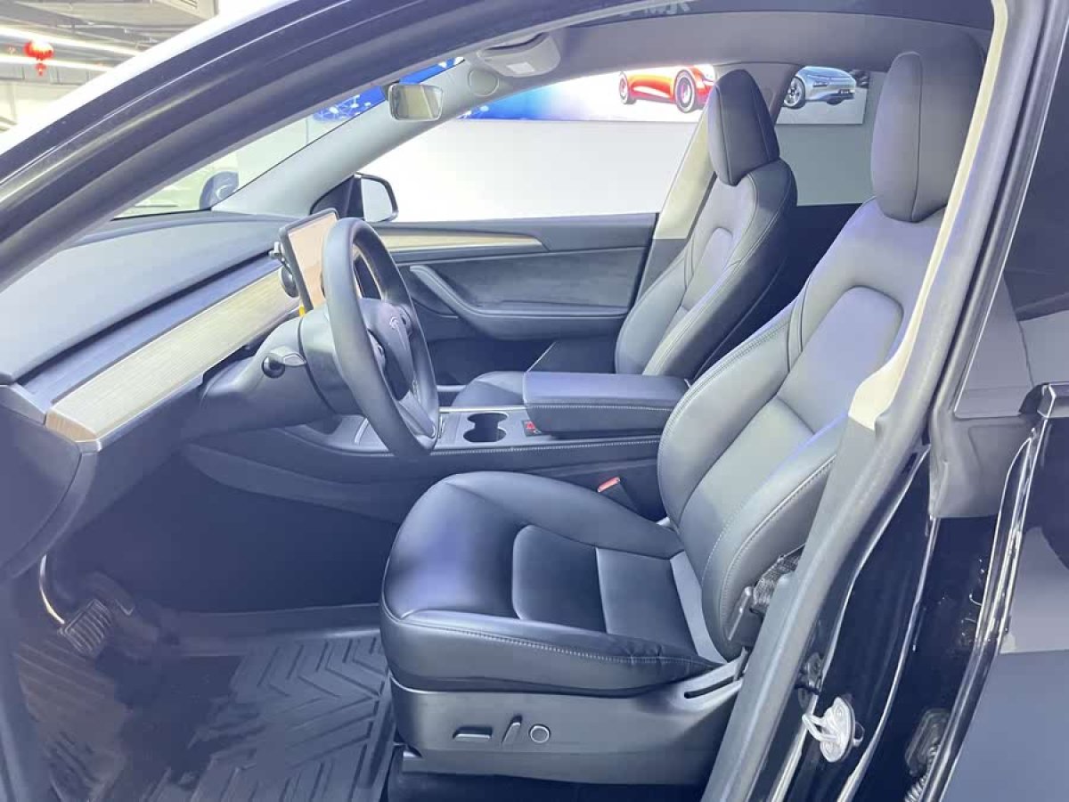 特斯拉 Model Y  2022款 改款 后輪驅(qū)動(dòng)版圖片