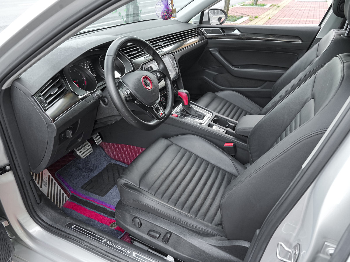 大眾 邁騰  2019款  330TSI DSG 領(lǐng)先型 國VI圖片