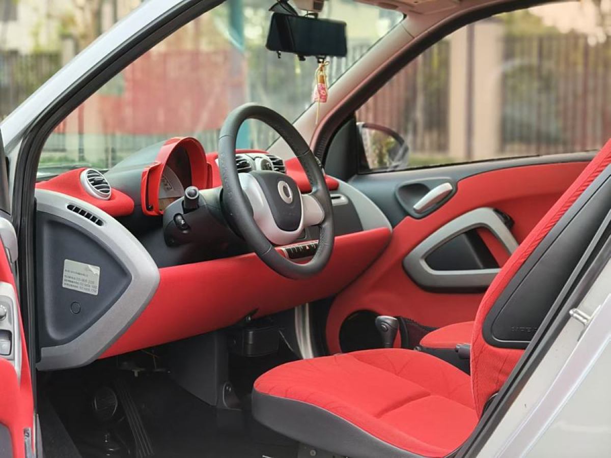 smart fortwo  2012款 1.0 MHD 硬頂激情版圖片