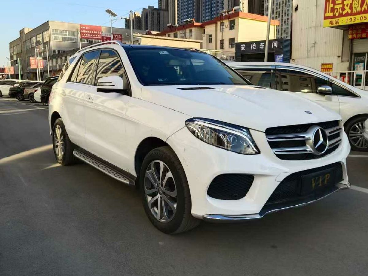 奔馳 奔馳GLA  2016款 GLA 220 4MATIC 豪華型圖片