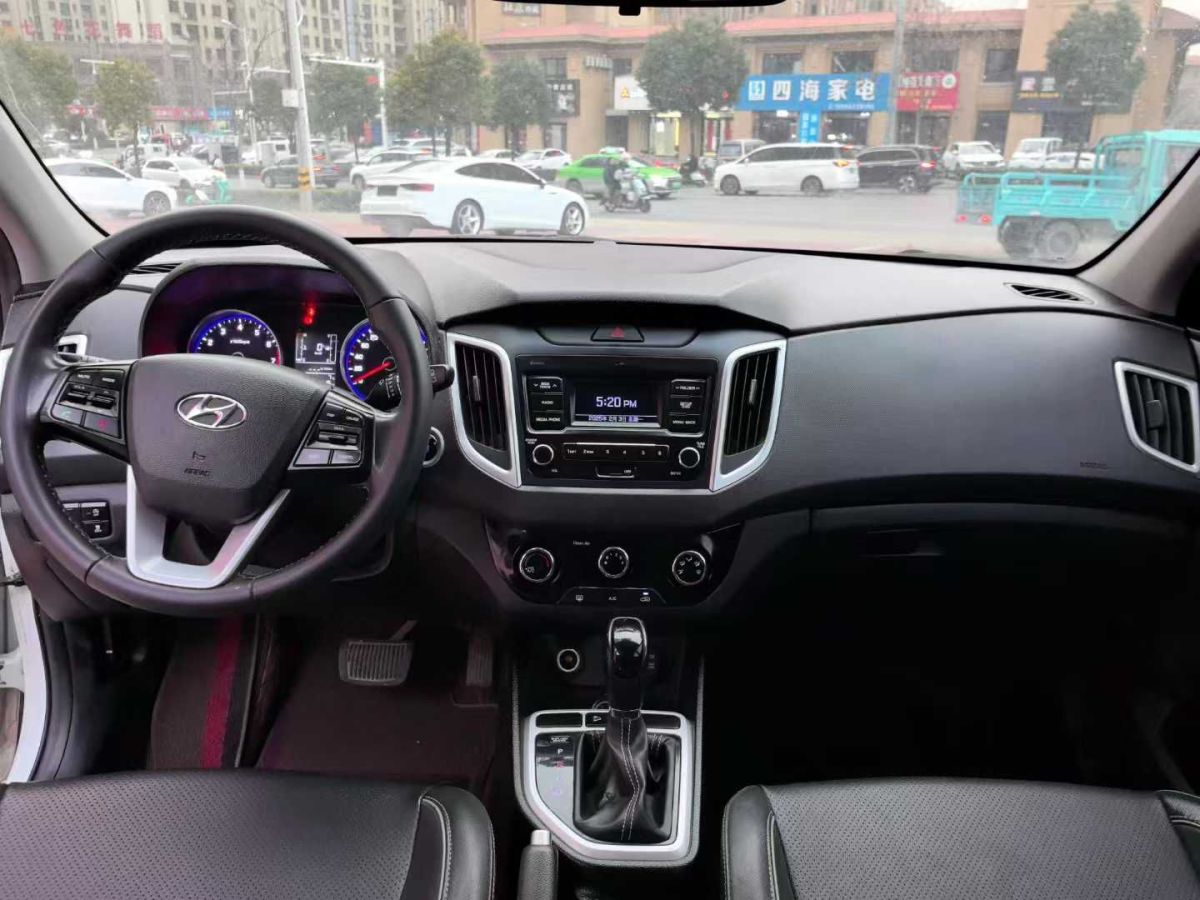 現(xiàn)代 ix25  2019款 1.6L 自動智能型紀念款圖片