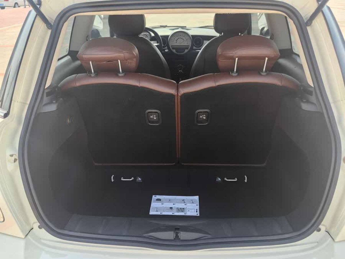 MINI MINI  2013款 1.6L ONE 限量第一款圖片