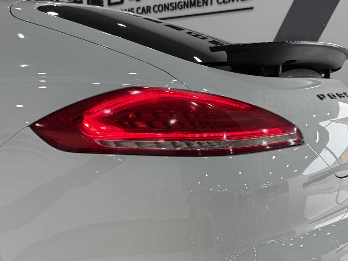 保時(shí)捷 Panamera  2014款 Panamera Executive 3.0T圖片