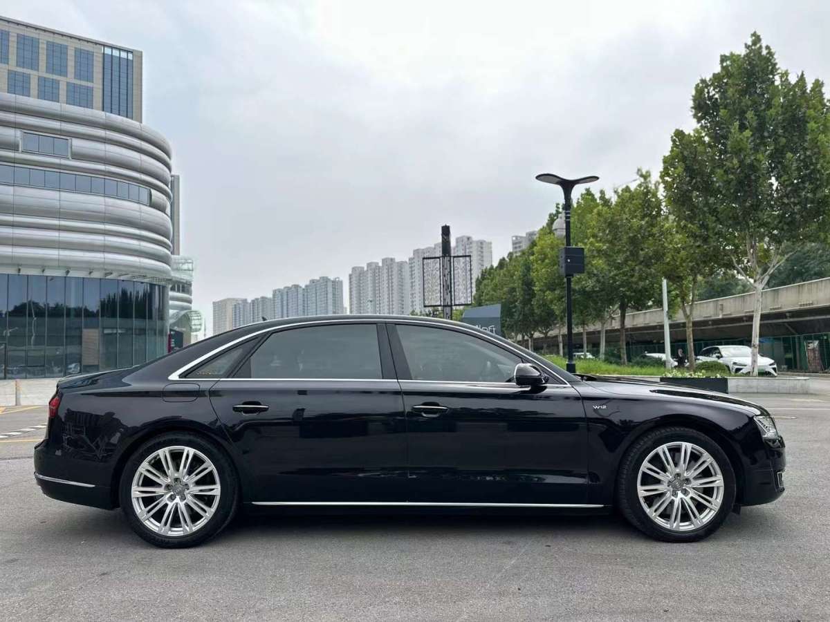 2018年9月奧迪 奧迪A8  2017款 A8L 6.3 FSI W12 quattro旗艦型