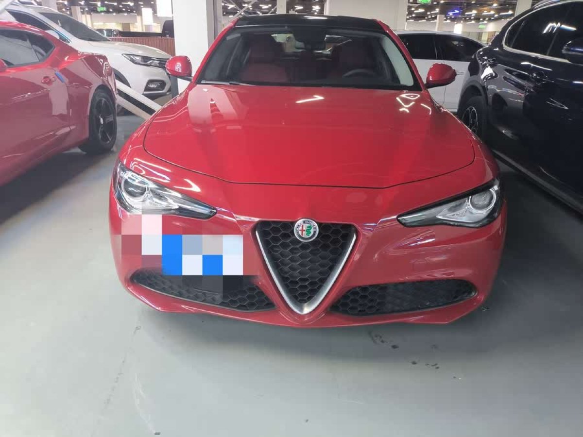 阿爾法·羅密歐 Giulia  2017款 2.0T 280HP 豪華版圖片
