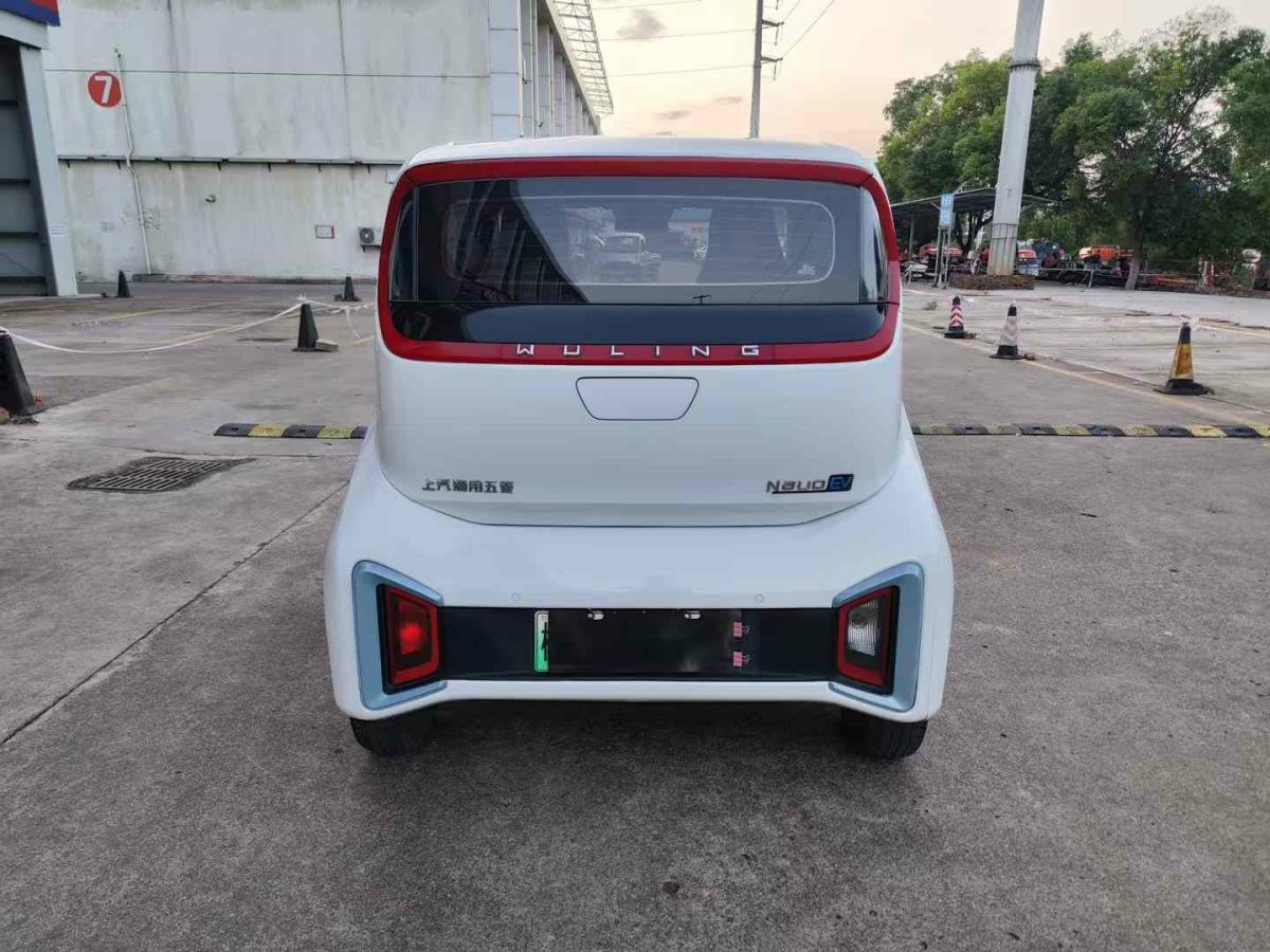 五菱 五菱征程  2021款 1.5T 手動(dòng)豪華型營(yíng)運(yùn)車圖片