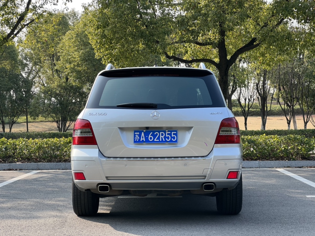 奔馳 奔馳GLK級(jí)  2010款 GLK 300 4MATIC 時(shí)尚型圖片