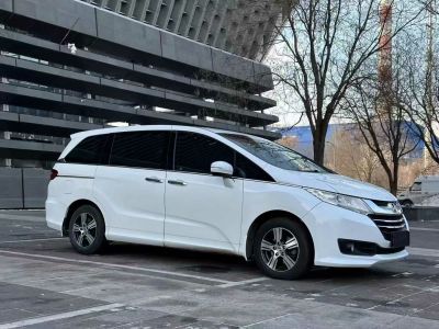 2015年1月 日產(chǎn) 驪威 1.6XL CVT豪華真皮版圖片