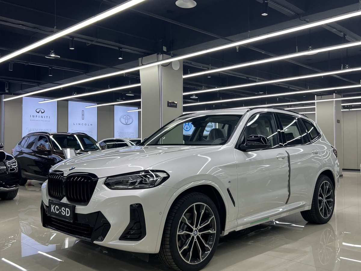 寶馬 寶馬X3  2023款 xDrive30i 領(lǐng)先型 M曜夜套裝圖片