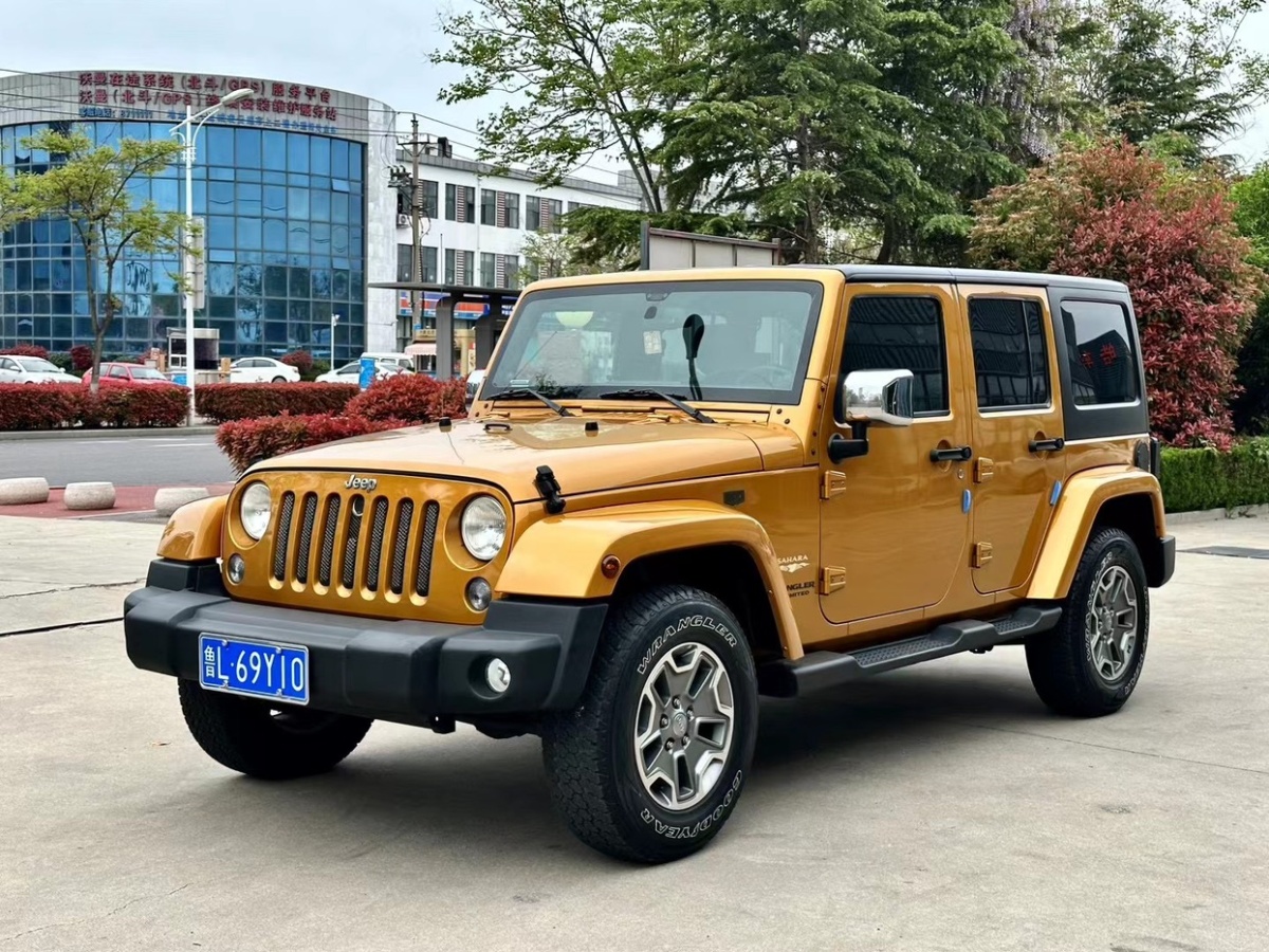 2014年7月Jeep 牧马人  2014款 3.0L Sahara 四门版