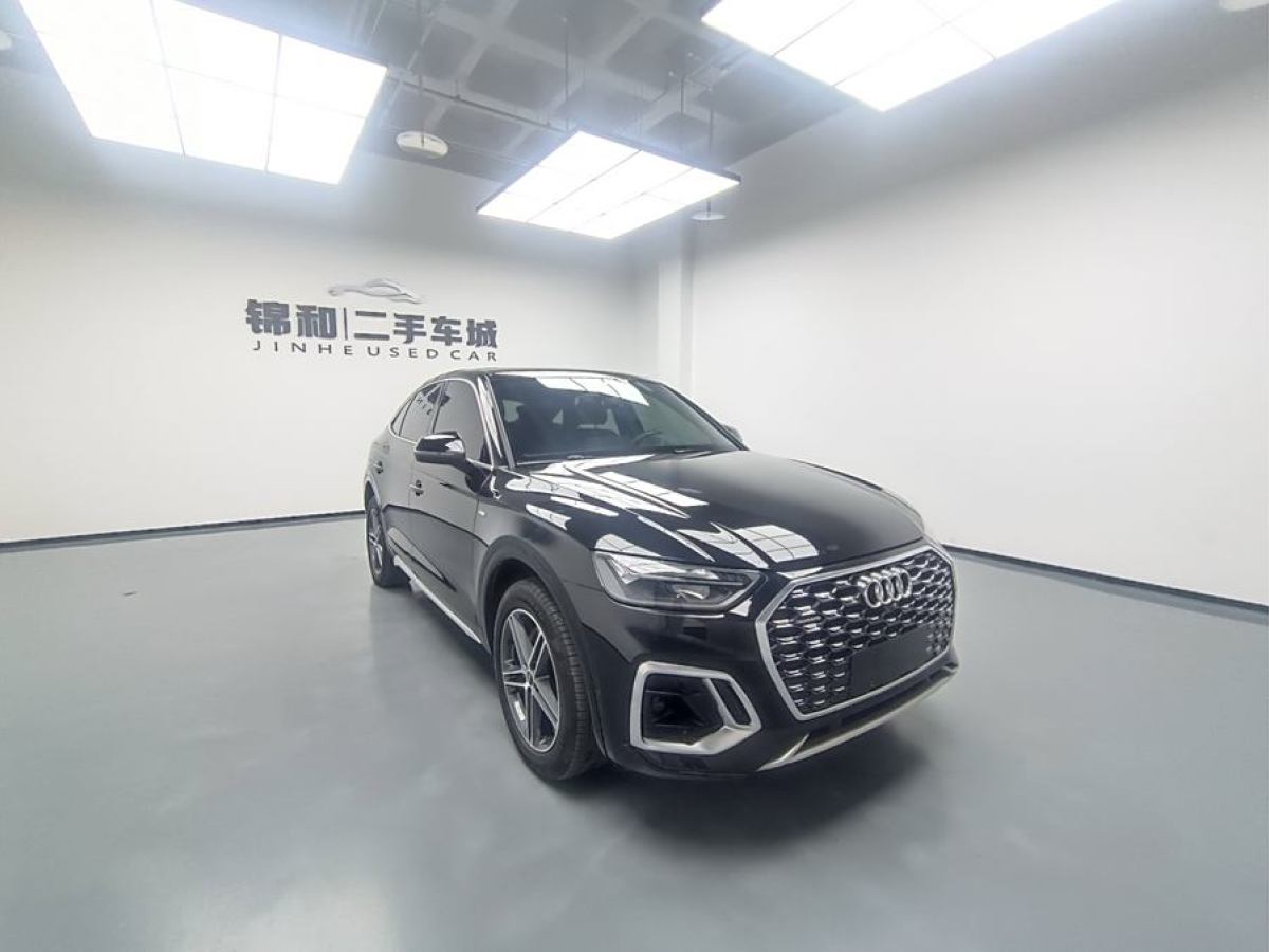 2021年12月奧迪 奧迪Q5L Sportback  2022款 改款 40 TFSI 時尚型