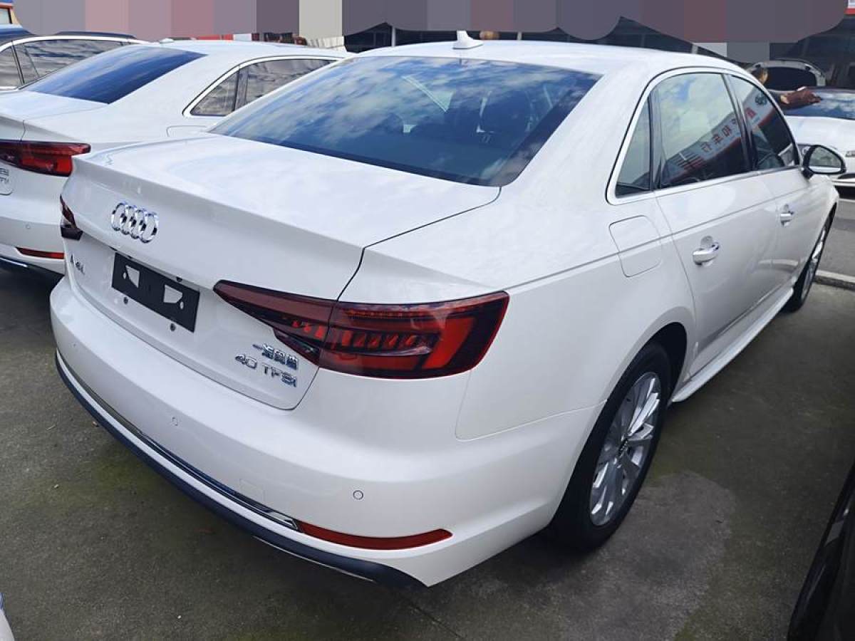 奧迪 奧迪A4L  2019款 40 TFSI 進(jìn)取型 國(guó)VI圖片