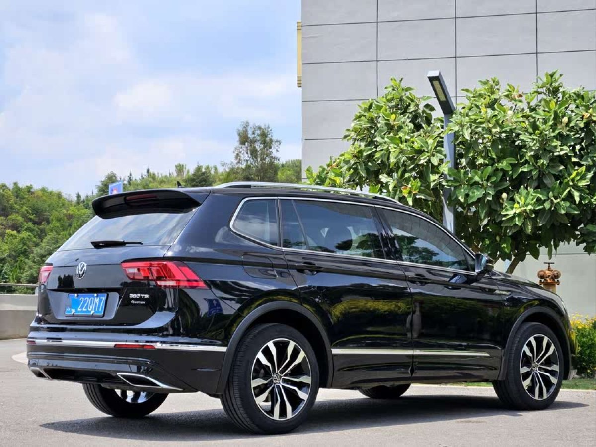 大眾 途觀L  2018款 改款 330TSI 自動兩驅(qū)舒適版圖片