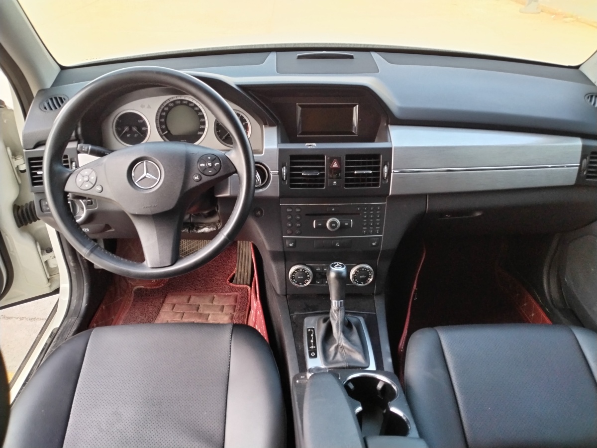 奔驰 奔驰GLK级  2011款 GLK 300 4MATIC 豪华型图片